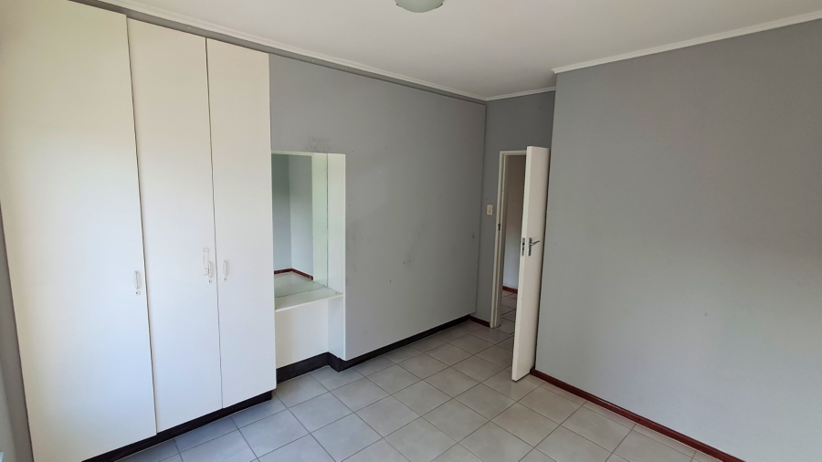 To Let 3 Bedroom Property for Rent in Fairfield Estate Western Cape